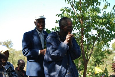 Speakers at community meeting Angola