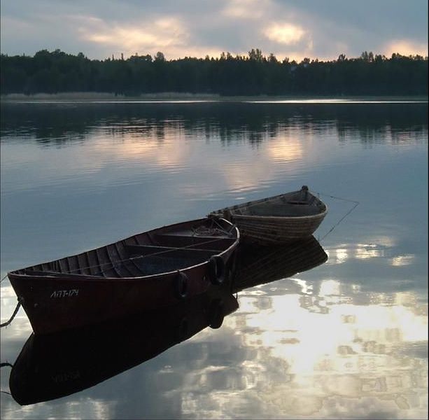 Som - rowboats in summer night.jpg